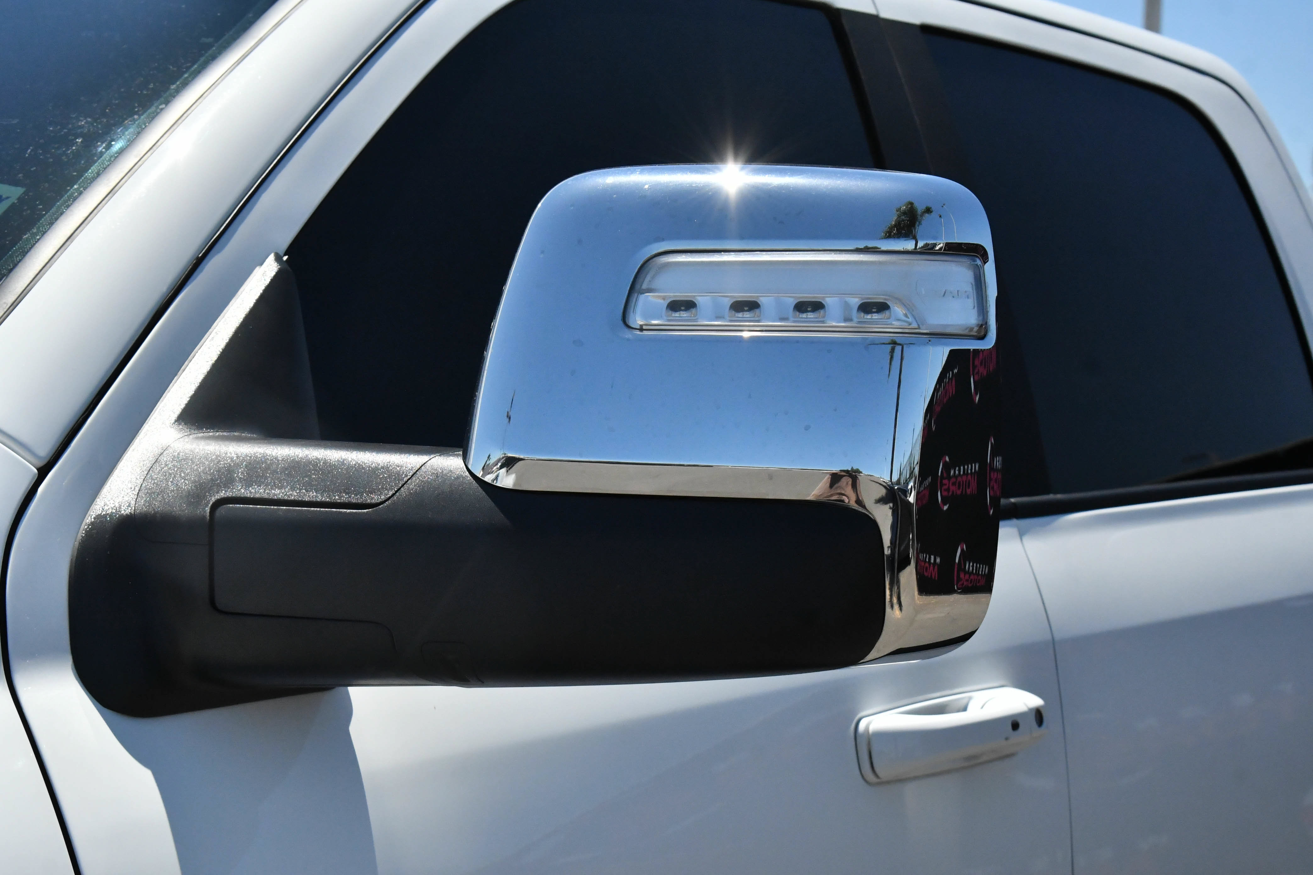 Used 2026 RAM 2500 Laramie AWD/4WD image 16