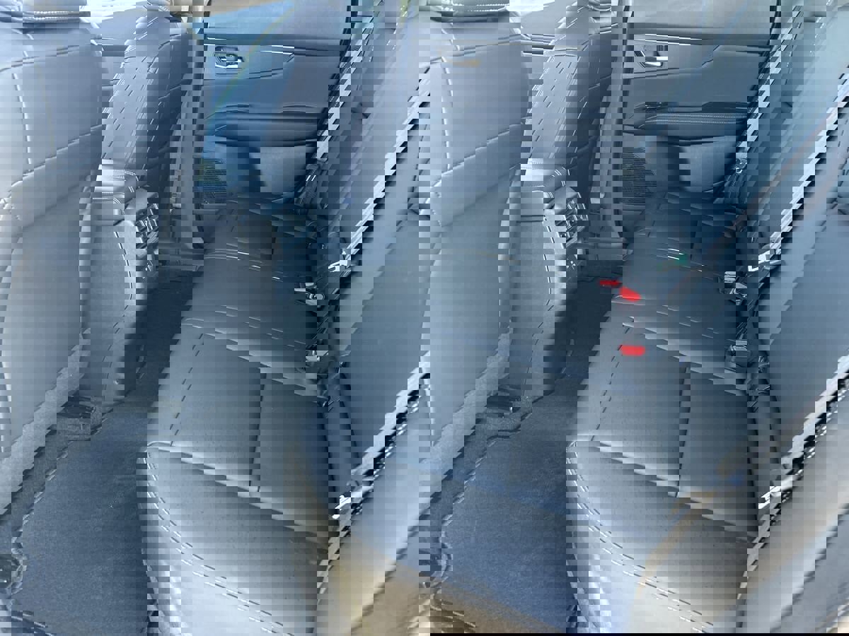 New 2025 Nissan Murano SV image 19