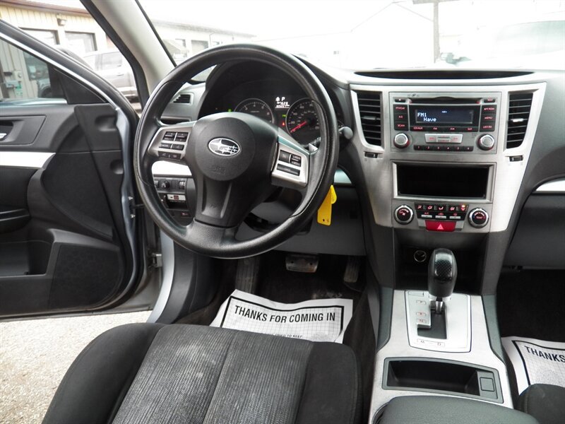 Used 2014 Subaru Outback 2.5i AWD/4WD image 12