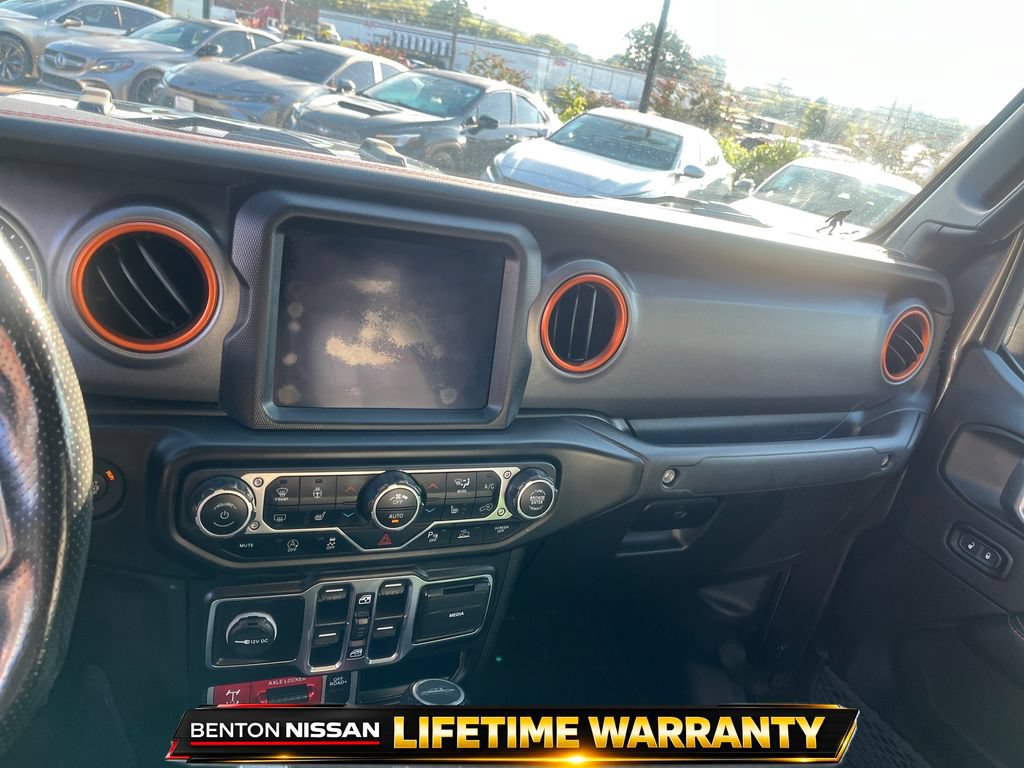 Used 2020 Jeep Gladiator Mojave AWD/4WD image 16