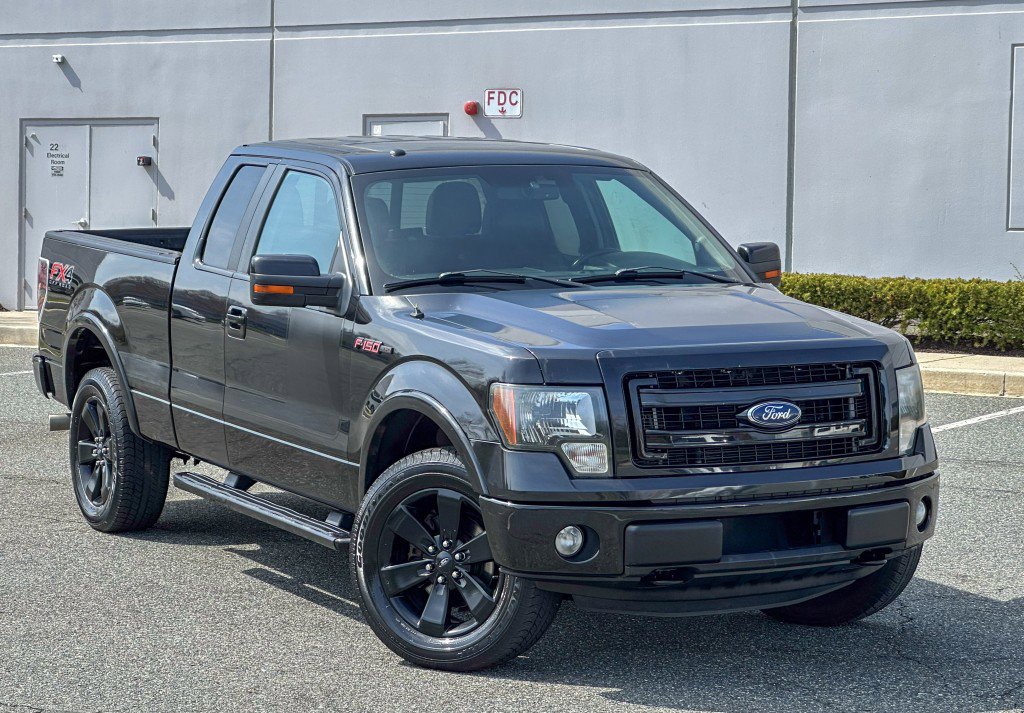 Used 2013 Ford F150 FX4 w/ FX Appearance Pkg image 9