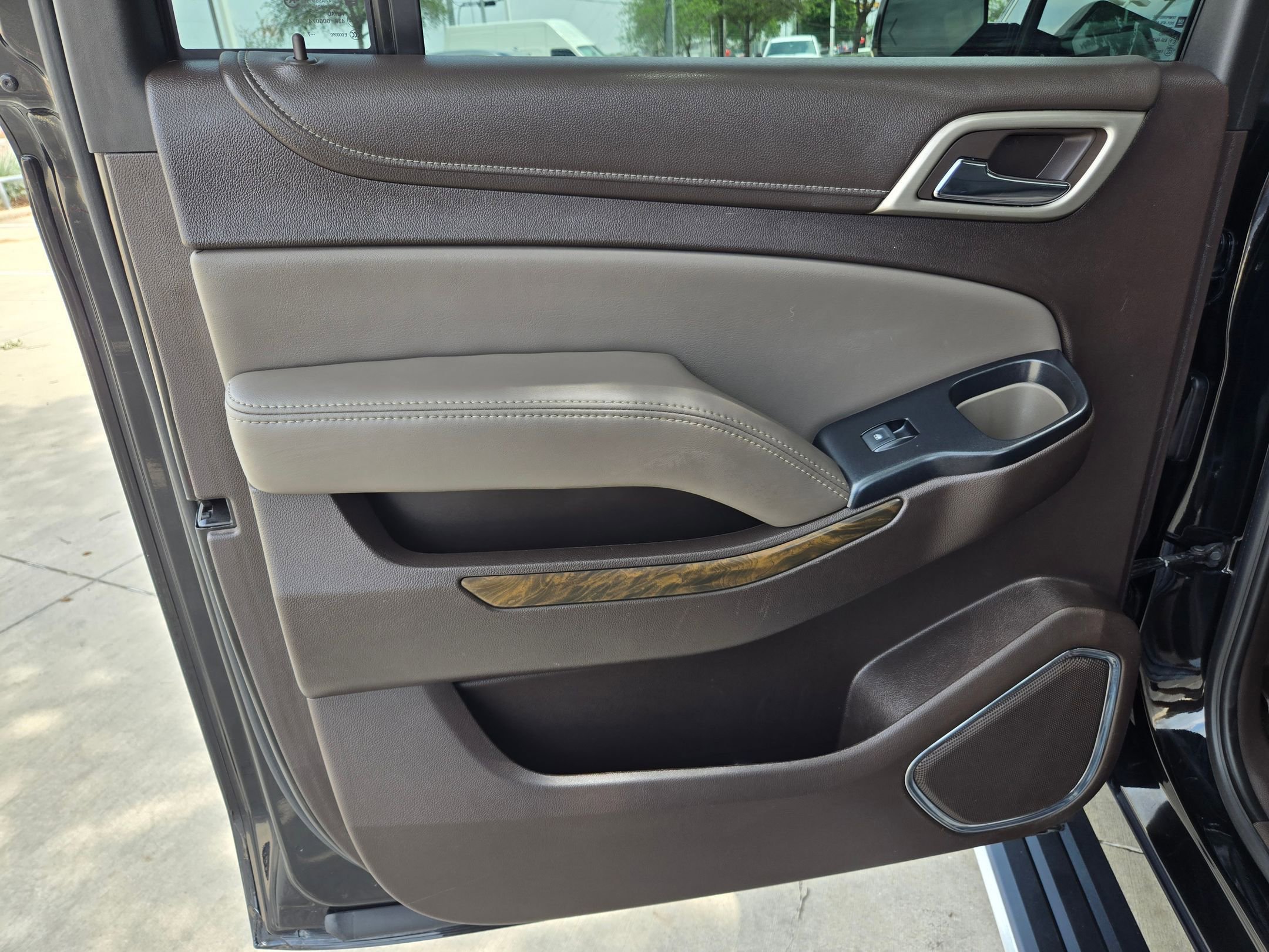 Used 2018 GMC Yukon XL Denali w/ Denali Ultimate Package AWD/4WD image 23