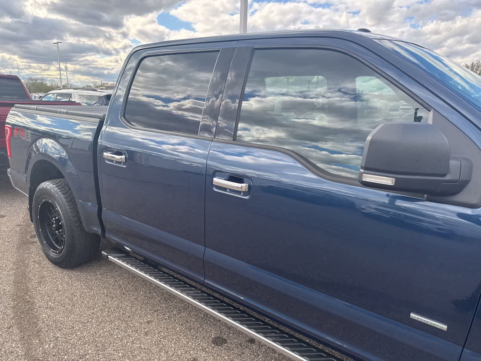 Used 2015 Ford F150 XLT w/ Equipment Group 302A Luxury AWD/4WD image 9