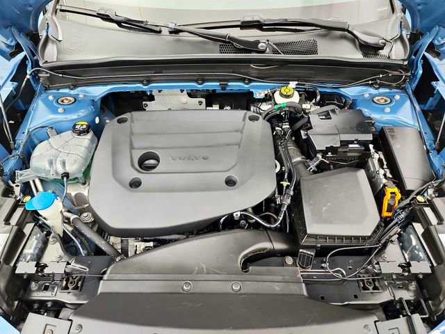 Certified 2023 Volvo XC40 B5 Plus w/ Climate Package AWD/4WD image 34