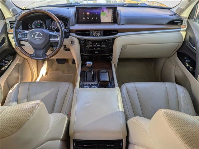 Used 2017 Lexus LX 570 4WD image 20