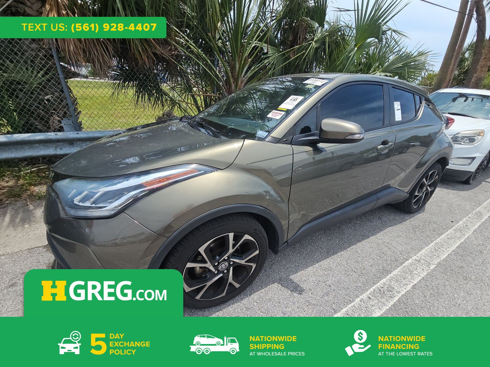 Used 2021 Toyota C-HR XLE FWD image 1