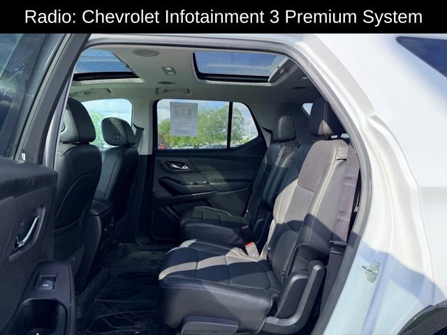 Used 2020 Chevrolet Traverse Premier w/ Redline Edition AWD/4WD image 9