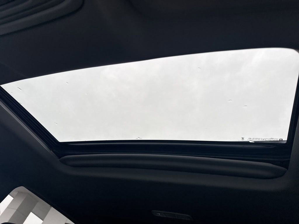 Used 2024 GMC Sierra 3500 Denali w/ Denali Reserve Package image 25