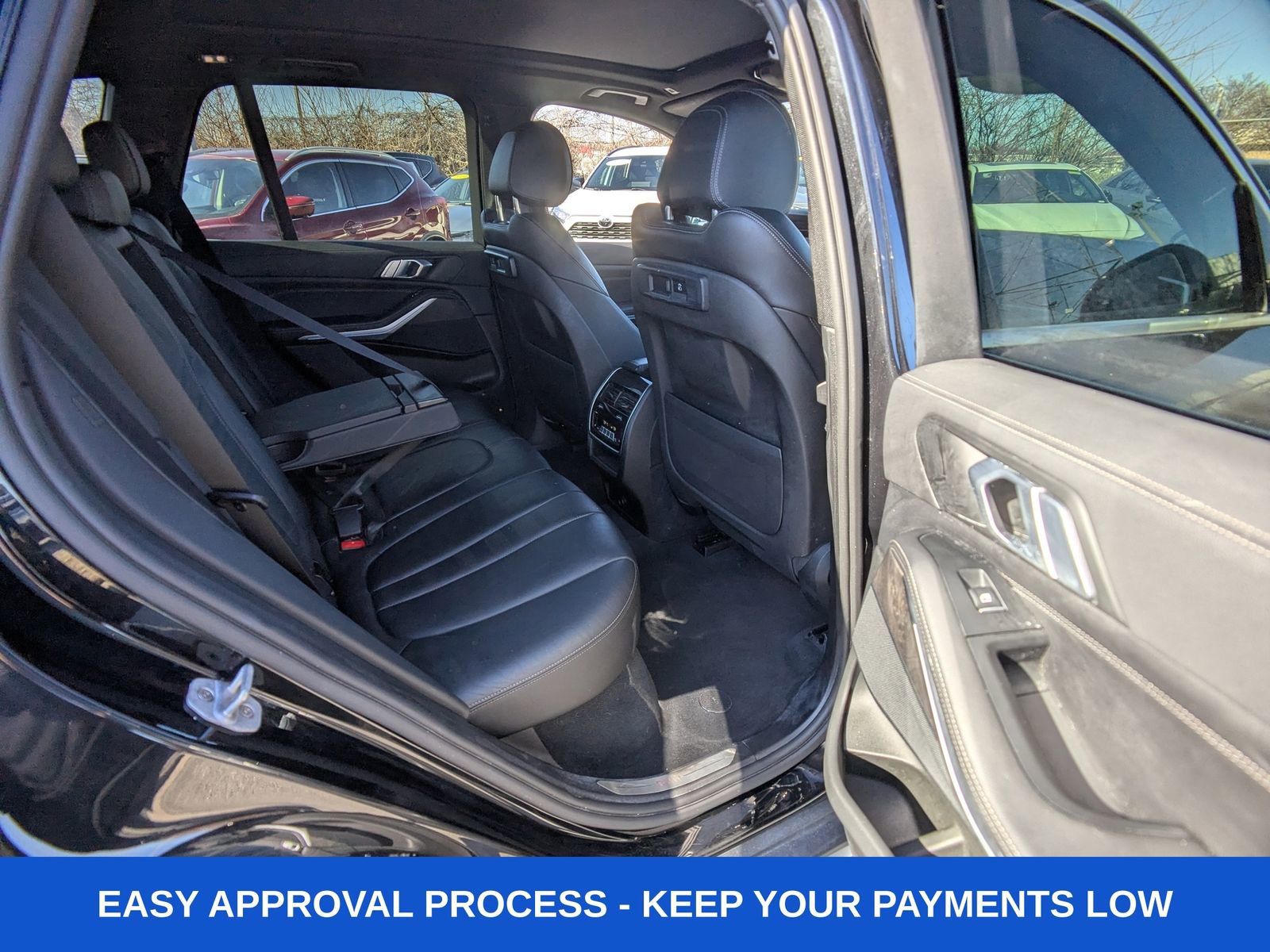 Used 2021 BMW X5 xDrive45e w/ Parking Assistance Package AWD/4WD image 17