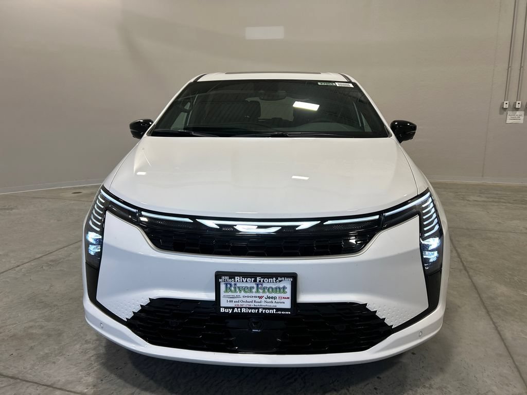 New 2027 Chrysler Pacifica Select FWD image 3