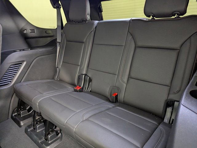 Used 2024 Chevrolet Tahoe High Country image 18