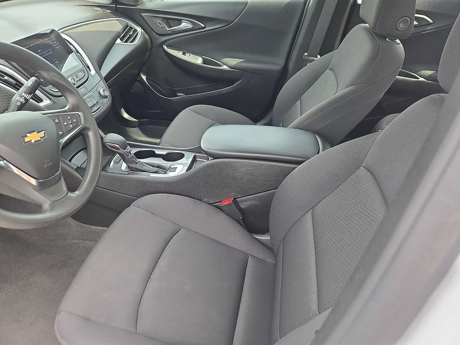 Used 2024 Chevrolet Malibu LS w/ Driver Confidence Package FWD image 12