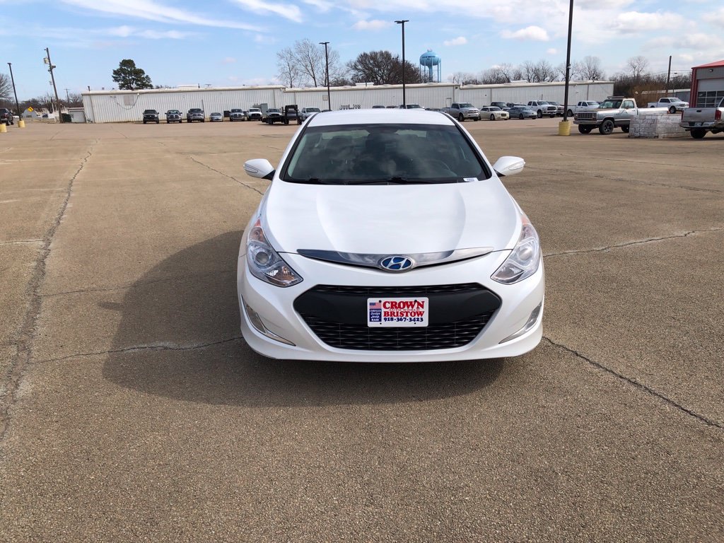 Used 2014 Hyundai Sonata Hybrid FWD image 2