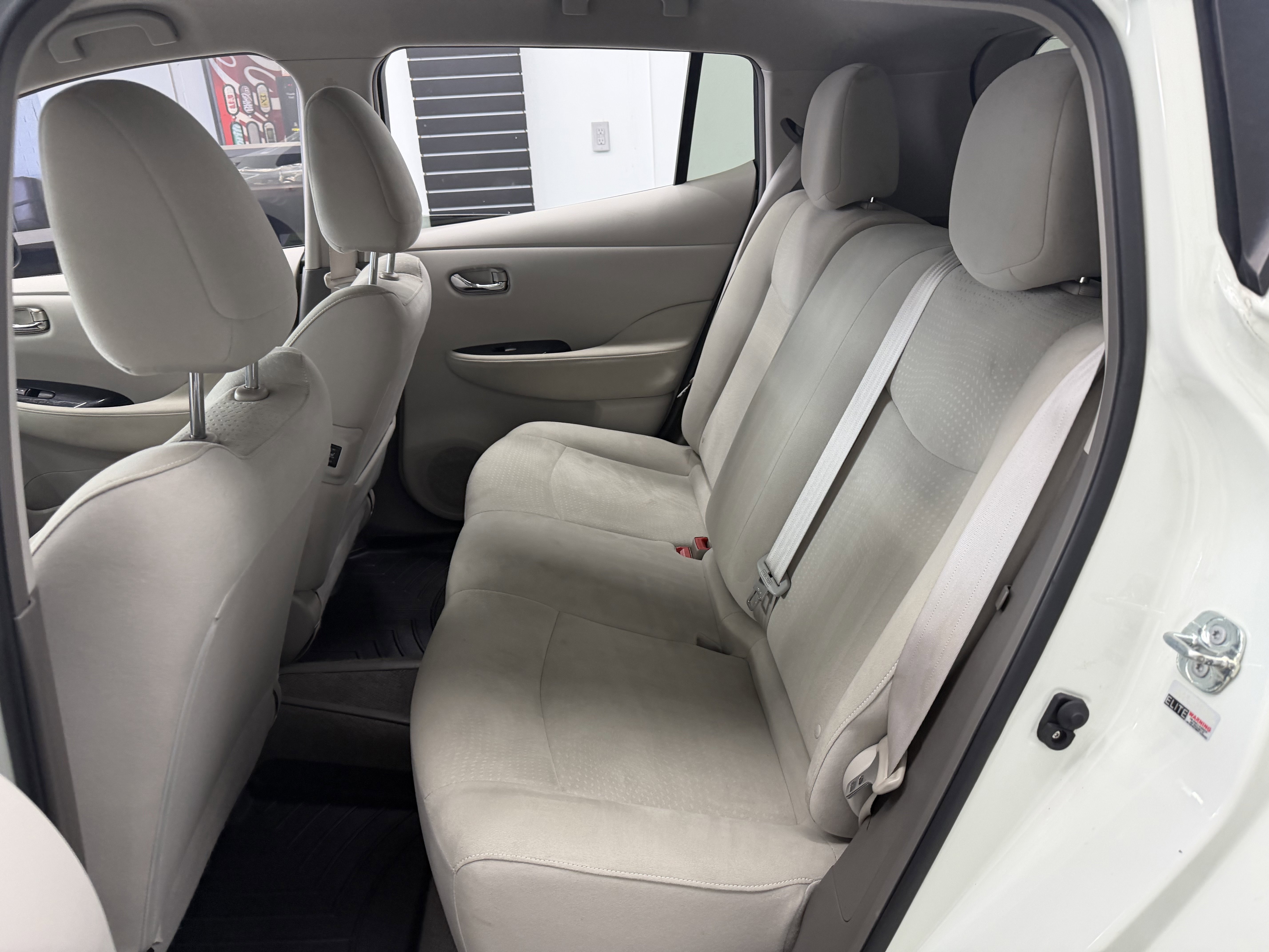 Used 2012 Nissan Leaf SV image 23