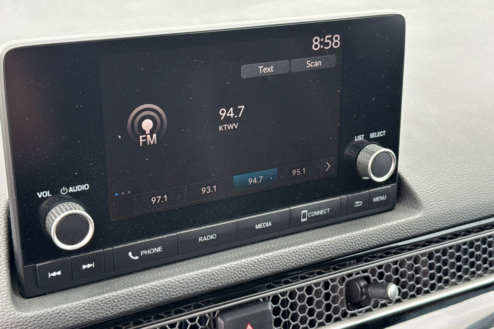 Used 2023 Honda Civic Sport image 17