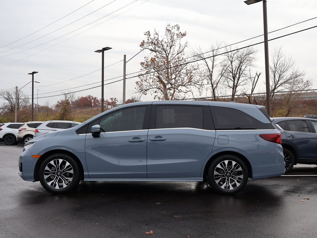 Certified 2025 Honda Odyssey Elite image 4