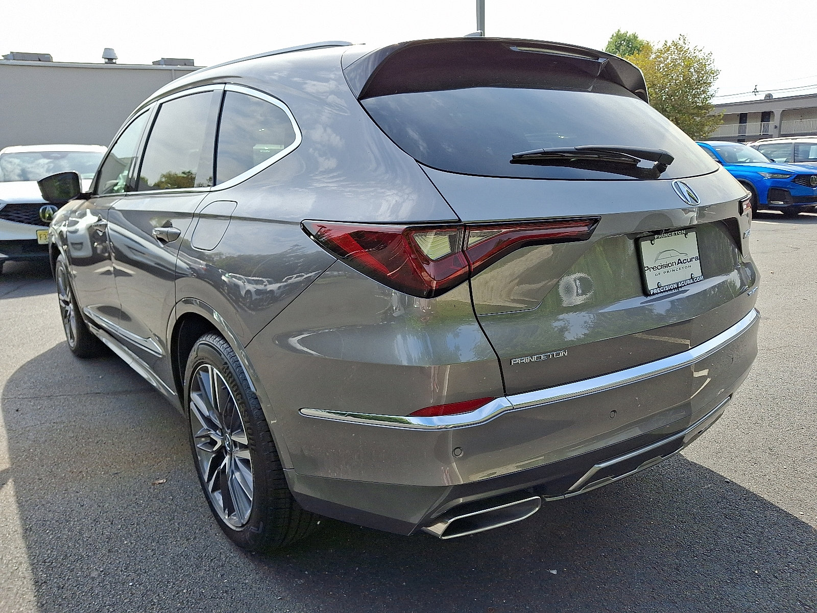 New 2026 Acura MDX w/ Advance Package image 3