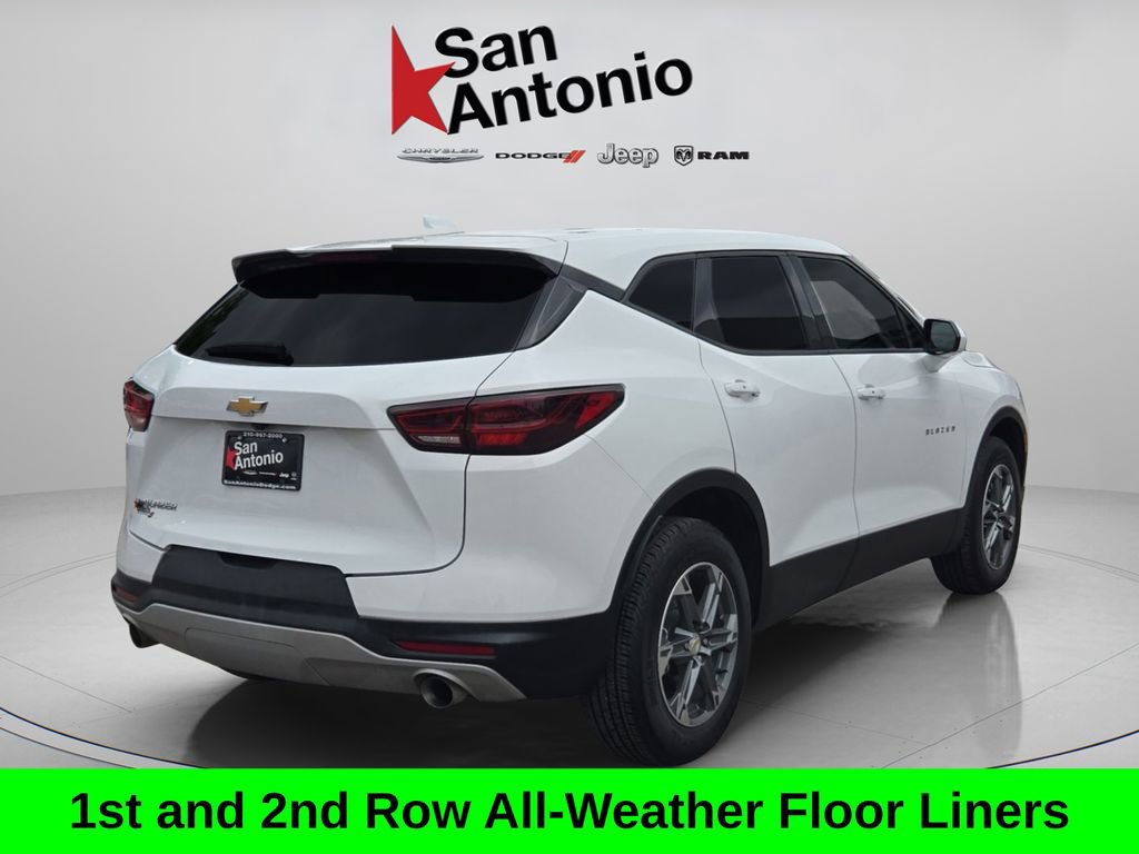 Used 2025 Chevrolet Blazer LT w/ LPO, Floor Liner Package FWD image 8