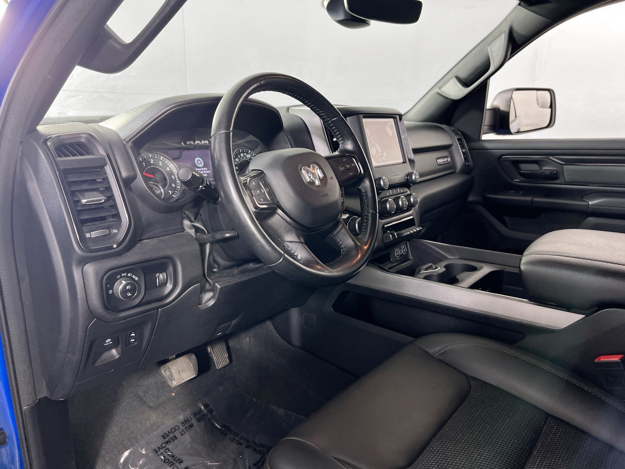Used 2023 RAM 1500 Big Horn AWD/4WD image 9