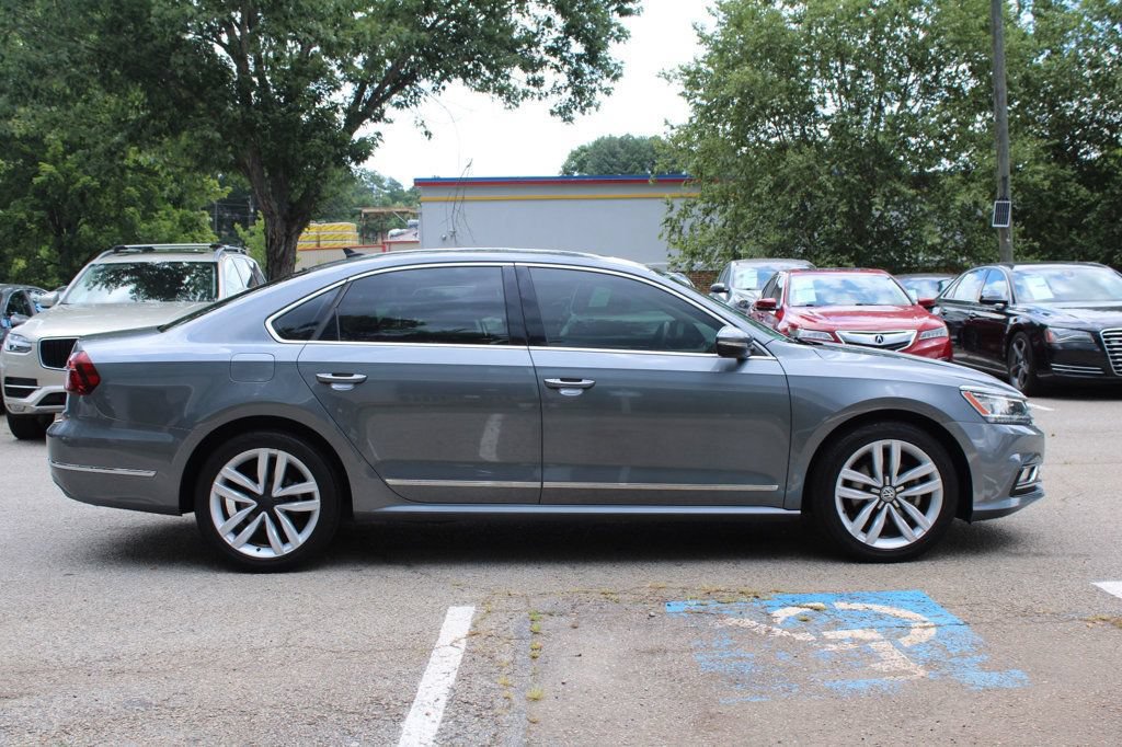 Used 2017 Volkswagen Passat 1.8T SE FWD image 5