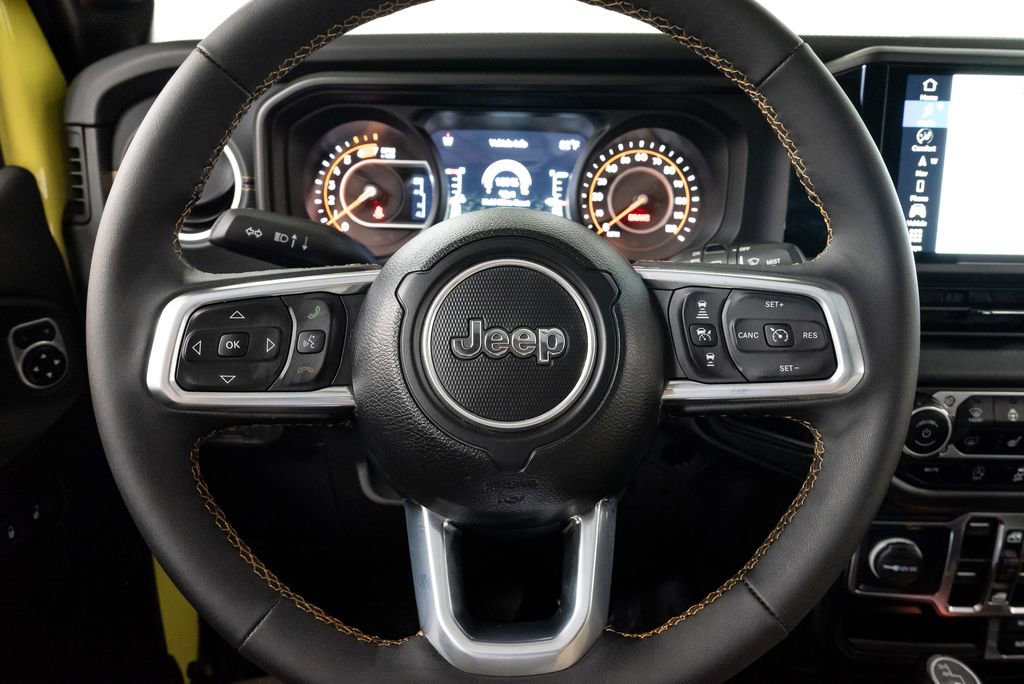 Used 2024 Jeep Wrangler Sahara w/ Technology Group AWD/4WD image 13