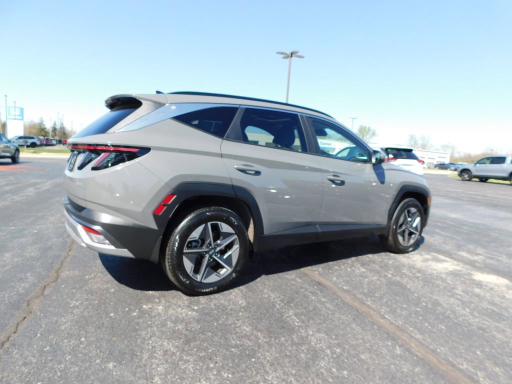 Used 2025 Hyundai Tucson SEL image 3