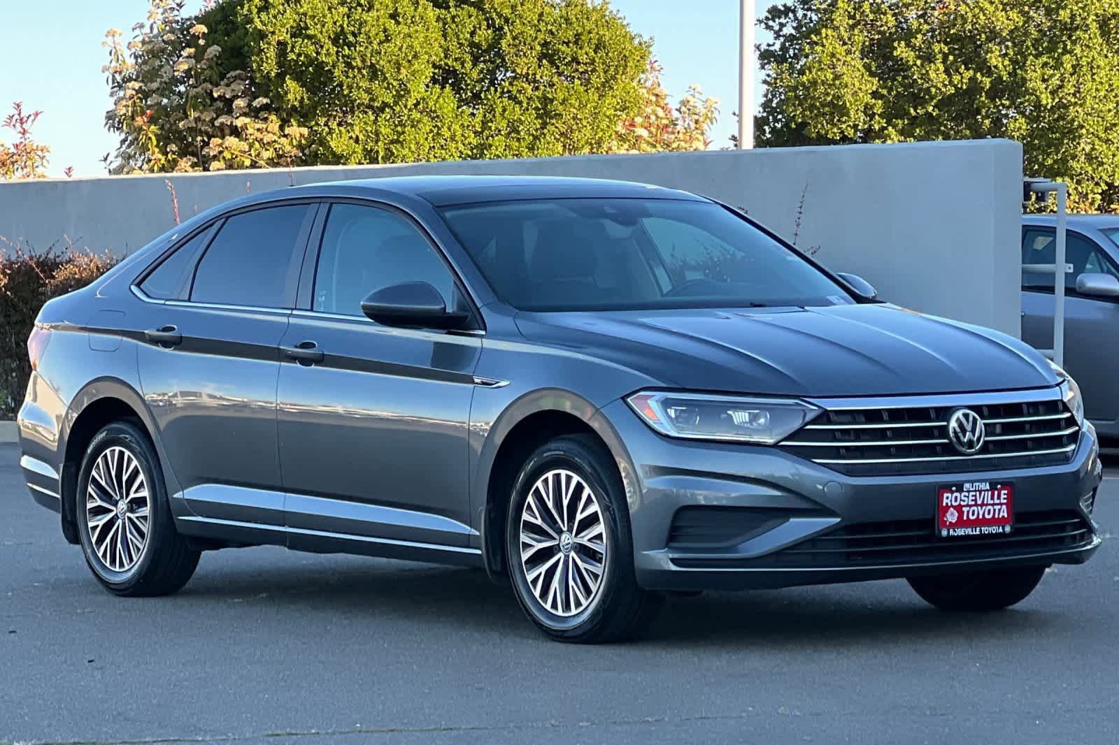 Used 2019 Volkswagen Jetta SEL FWD image 5