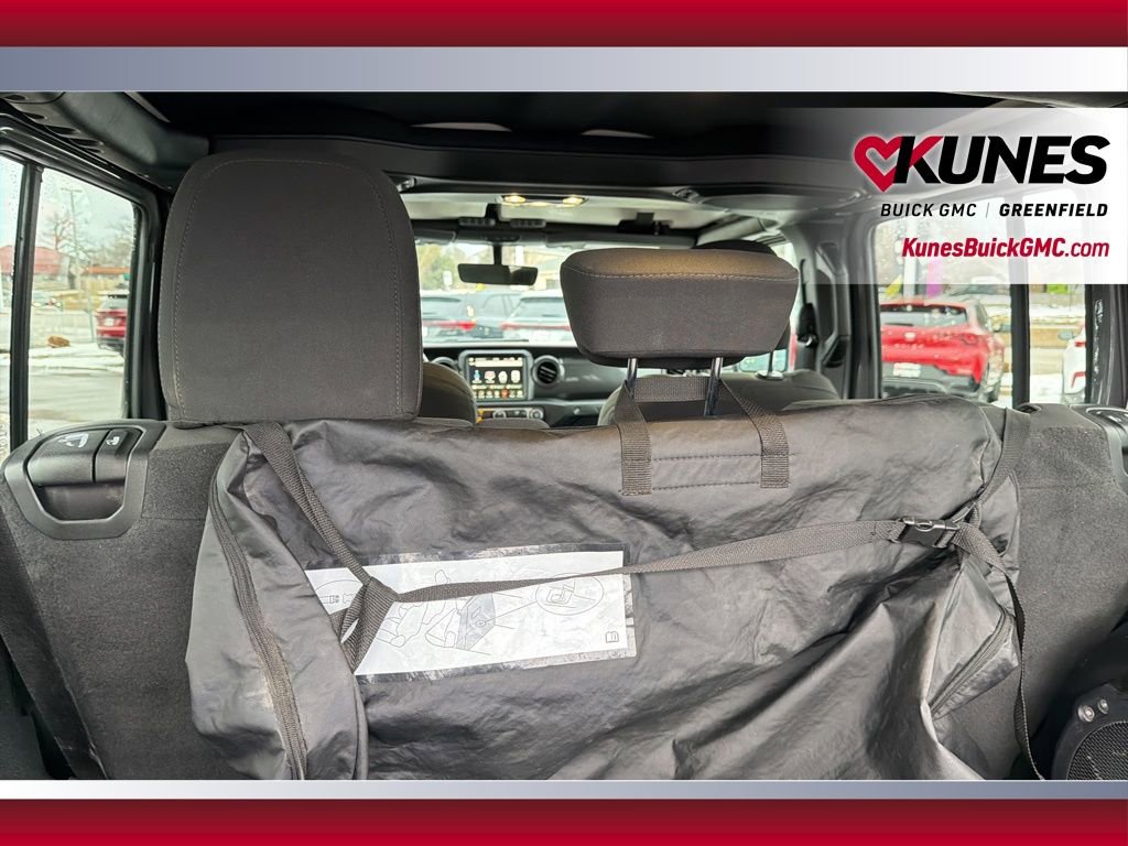 Used 2022 Jeep Wrangler Unlimited Sport AWD/4WD image 38