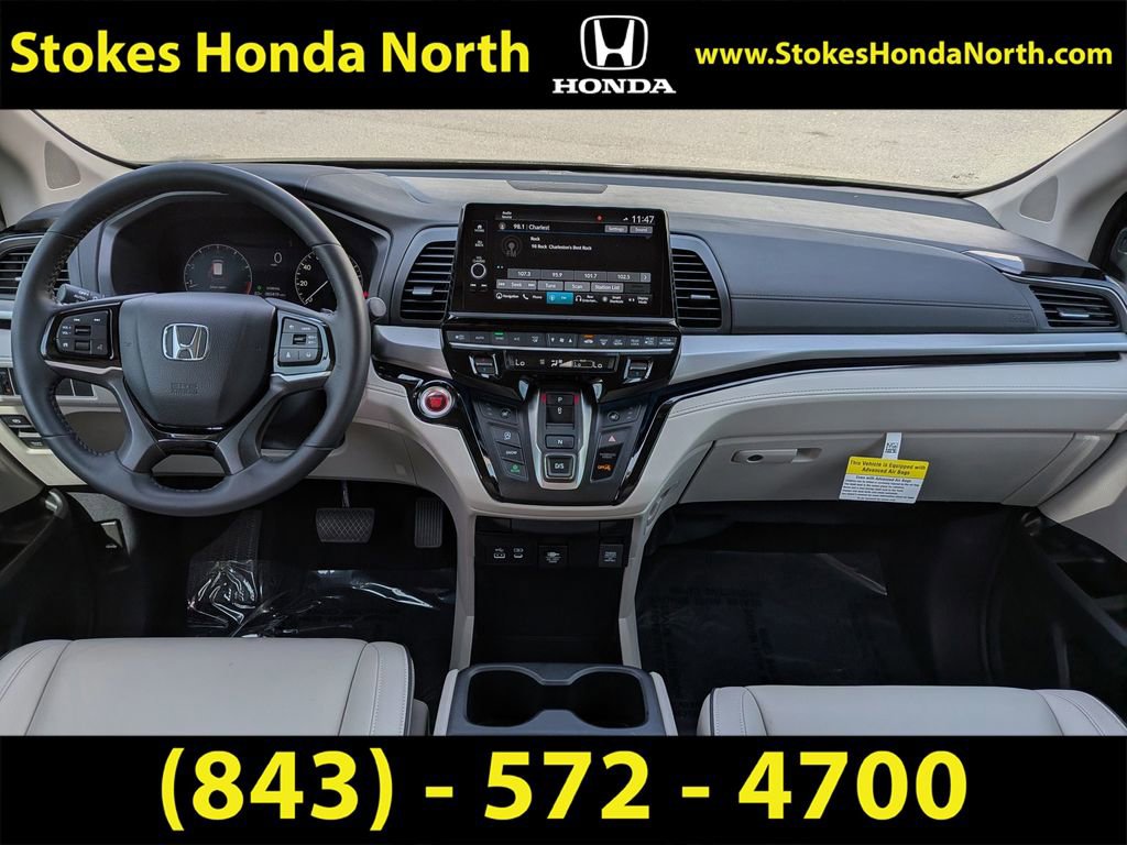 Certified 2025 Honda Odyssey Touring image 17