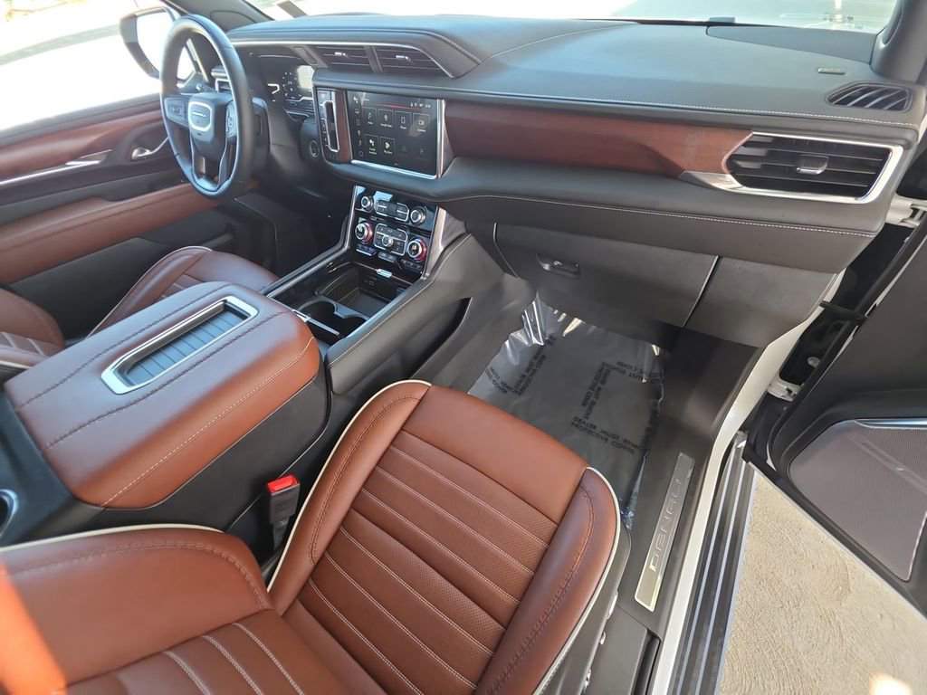 Used 2024 GMC Yukon Denali Ultimate image 30