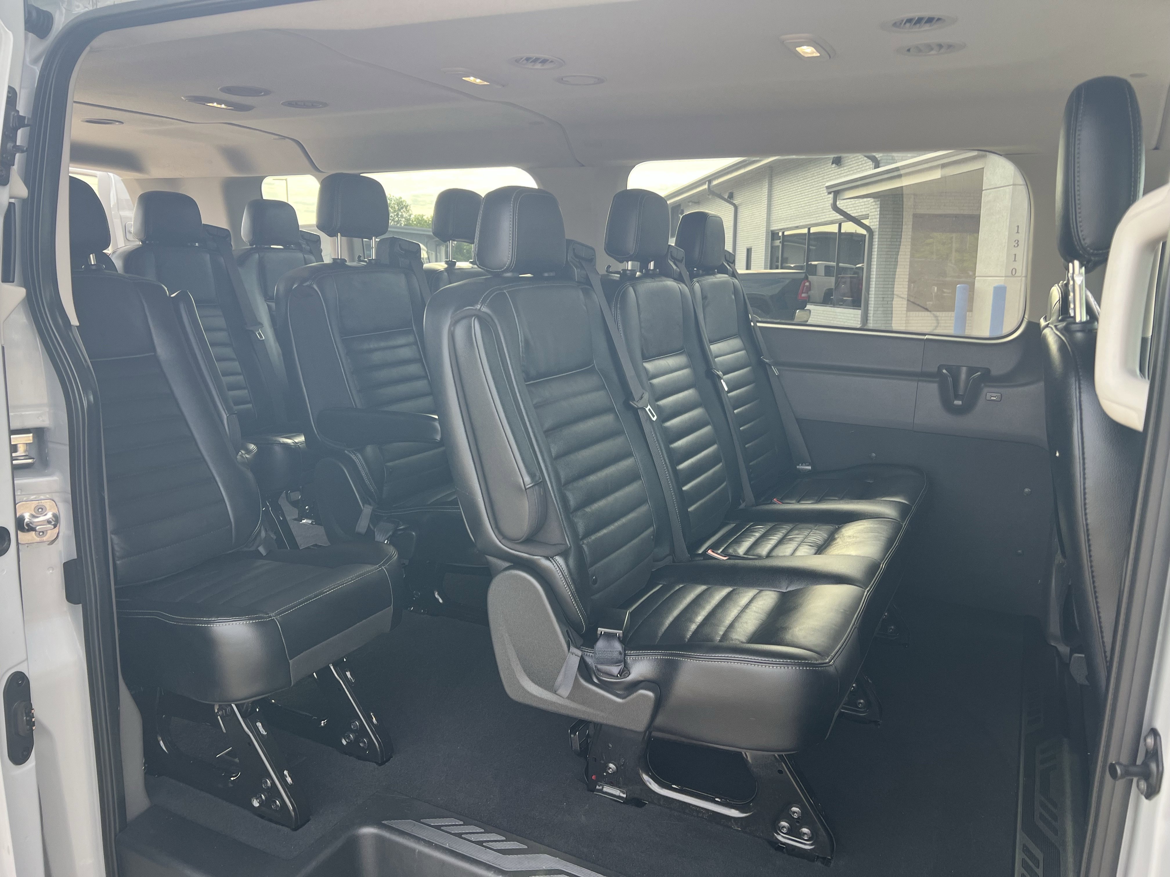 Used 2022 Ford Transit 350 XLT RWD image 19