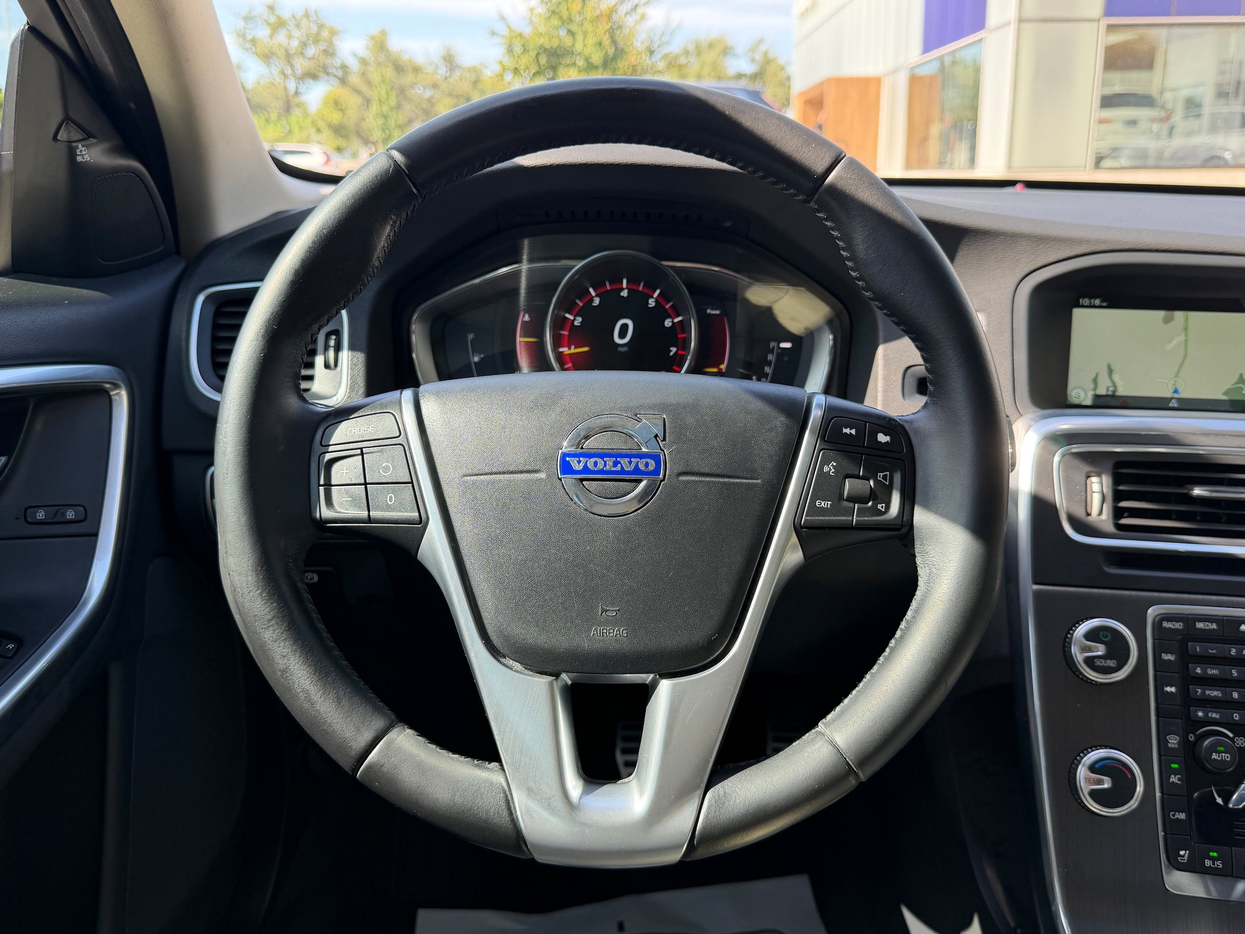 Used 2016 Volvo S60 T5 Premier w/ Convenience Package FWD image 16