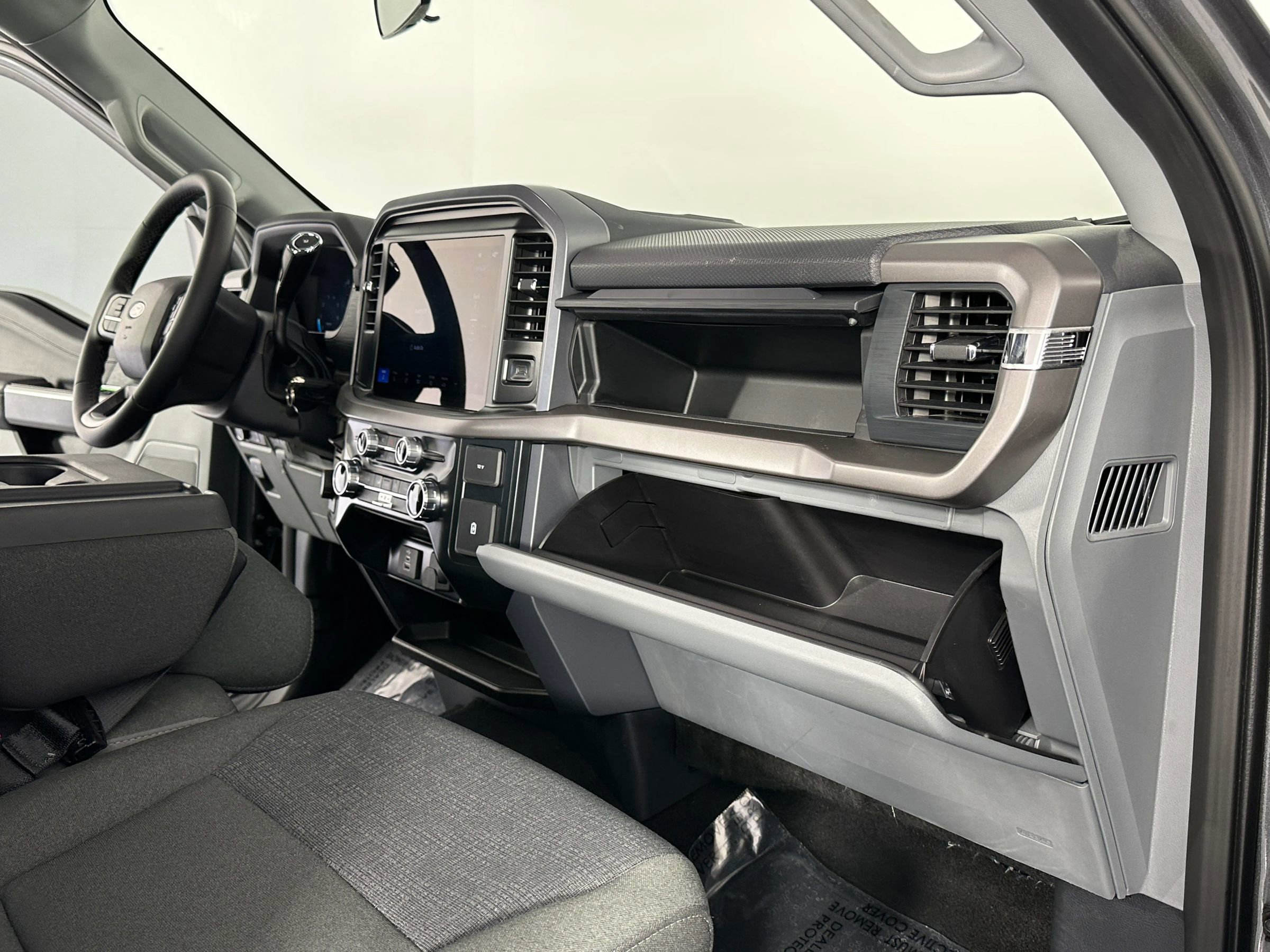 Used 2025 Ford F150 XLT w/ Equipment Group 301A Standard AWD/4WD image 41