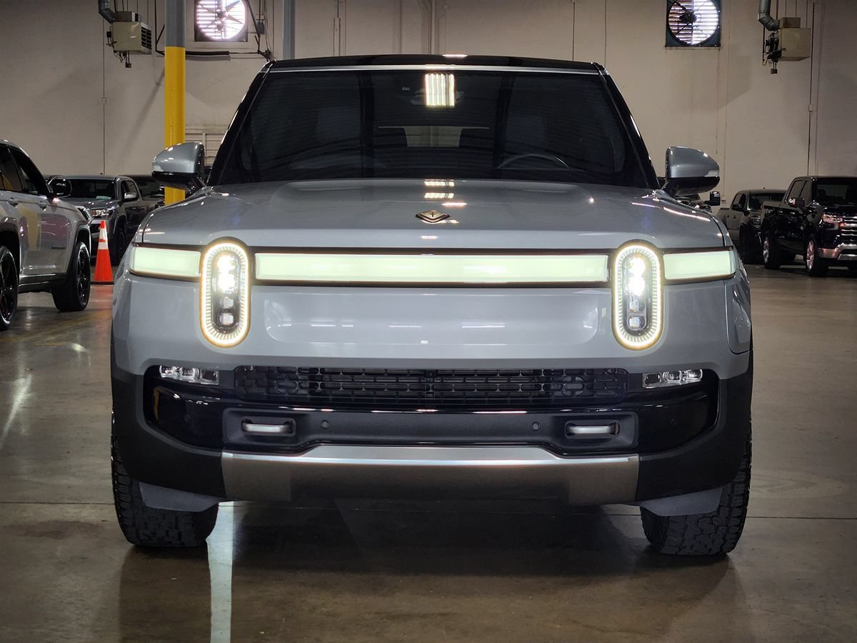 Used 2024 Rivian R1S Adventure Dual AWD/4WD image 2