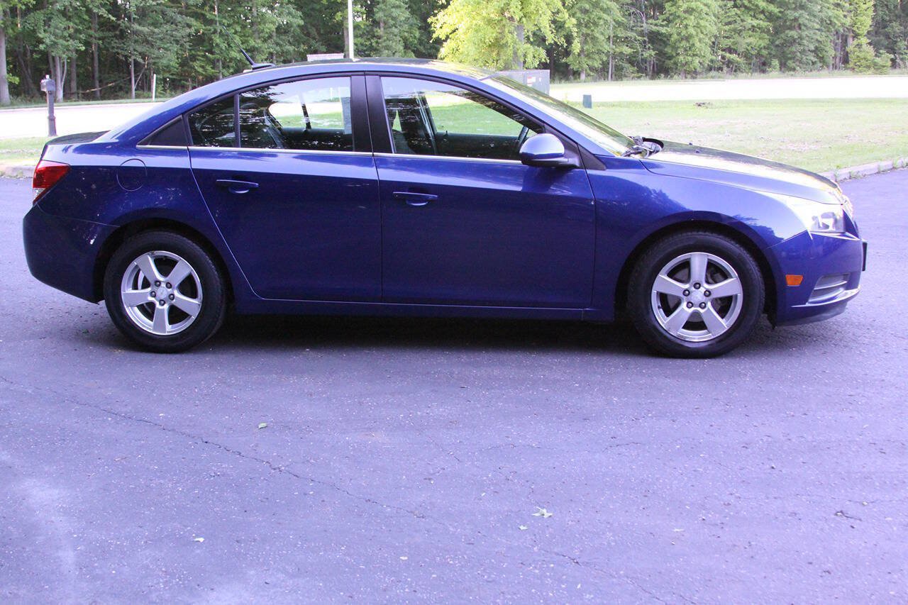 Used 2012 Chevrolet Cruze LT FWD image 10