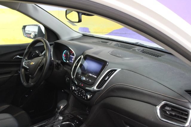 Used 2023 Chevrolet Equinox Premier AWD/4WD image 12