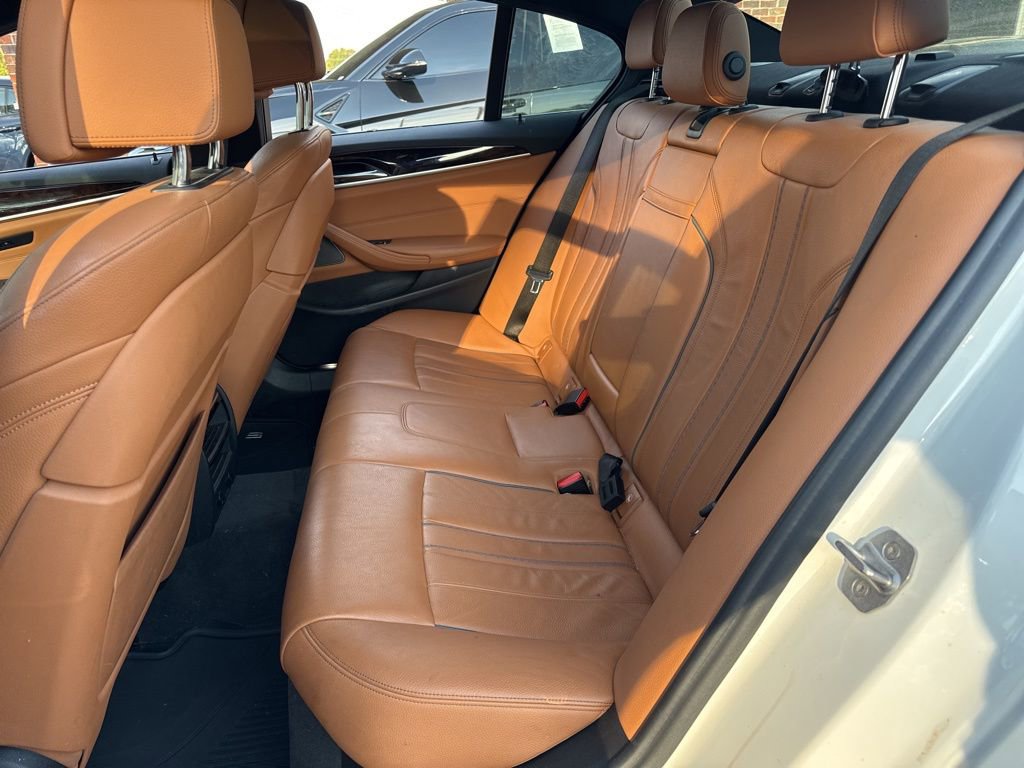 Used 2018 BMW 540i image 6