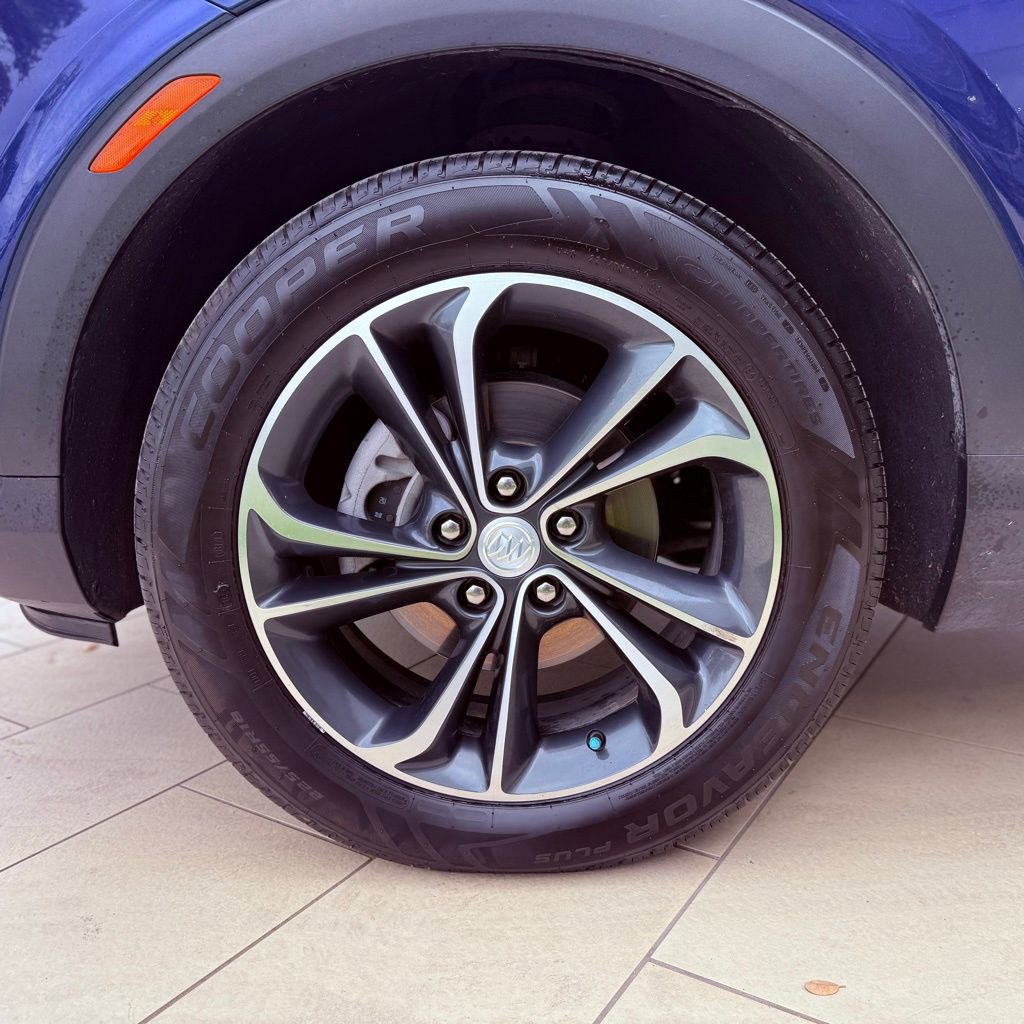 Used 2023 Buick Encore GX Select image 34