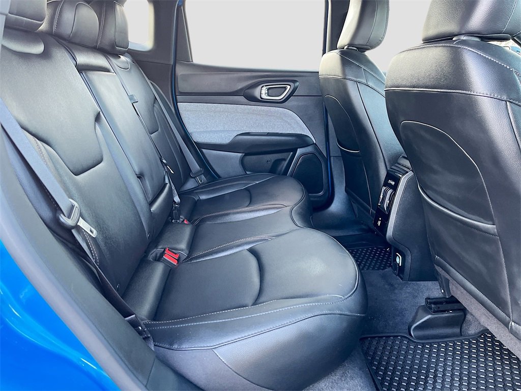 Used 2024 Jeep Compass Latitude image 24