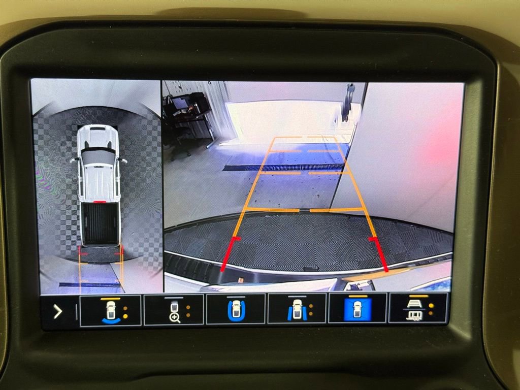 Used 2023 Chevrolet Silverado 2500 High Country w/ LPO, Hitch Package image 15