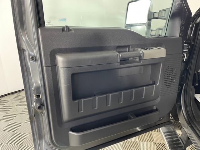 Used 2016 Ford F250 Lariat w/ Lariat Ultimate Package image 18