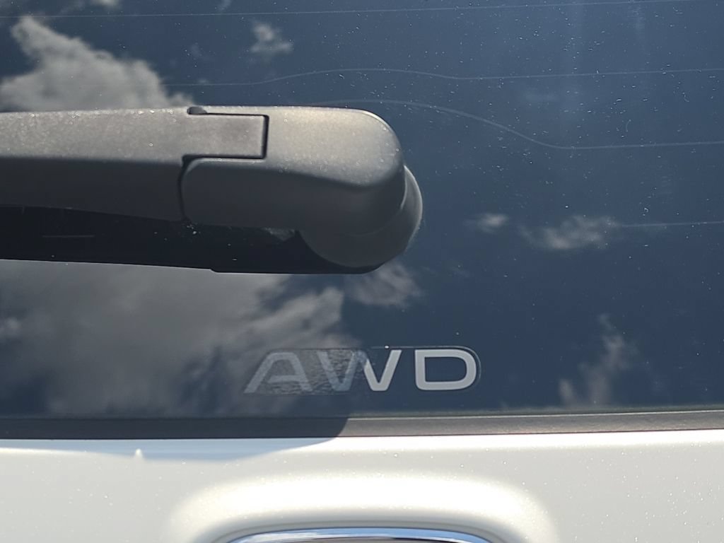 Used 2023 Honda CR-V EX-L image 8