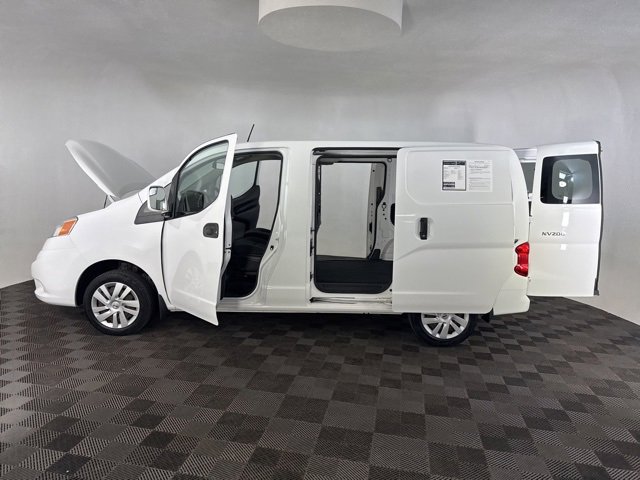 Used 2020 Nissan NV200 SV w/ Back Door Glass Package image 9