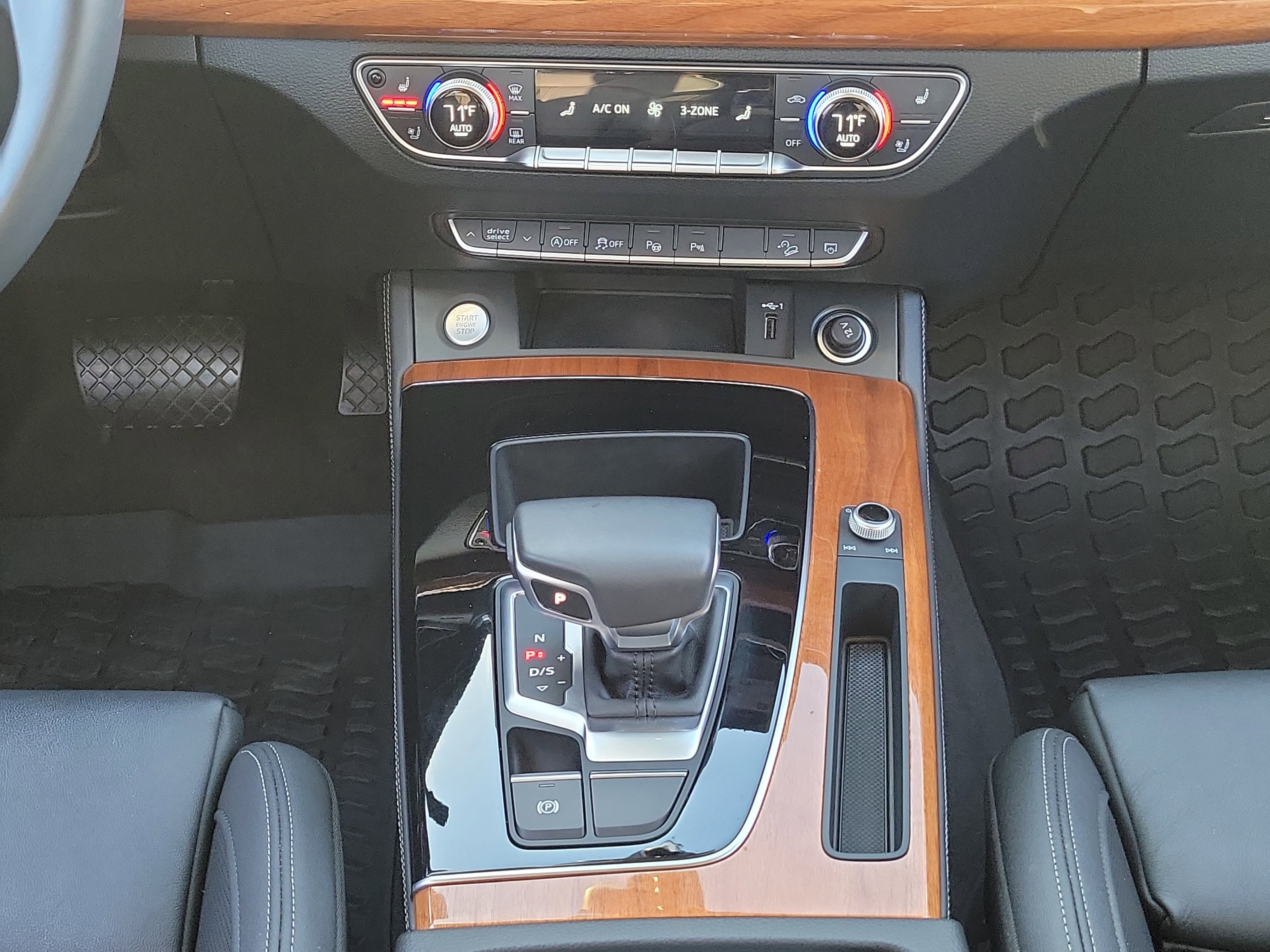 Used 2021 Audi Q5 Prestige image 18