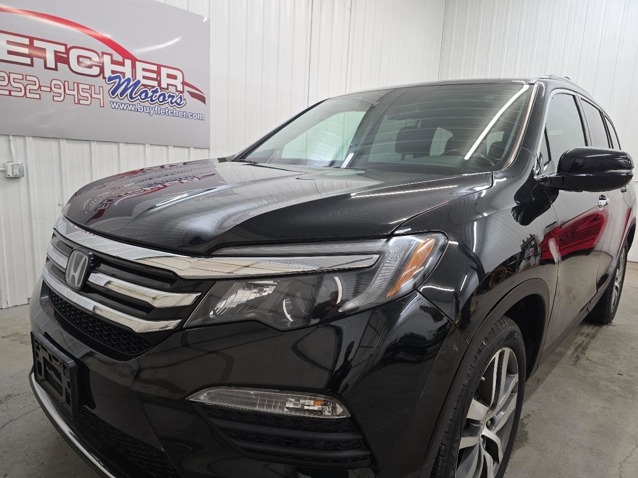 Used 2016 Honda Pilot Touring image 4