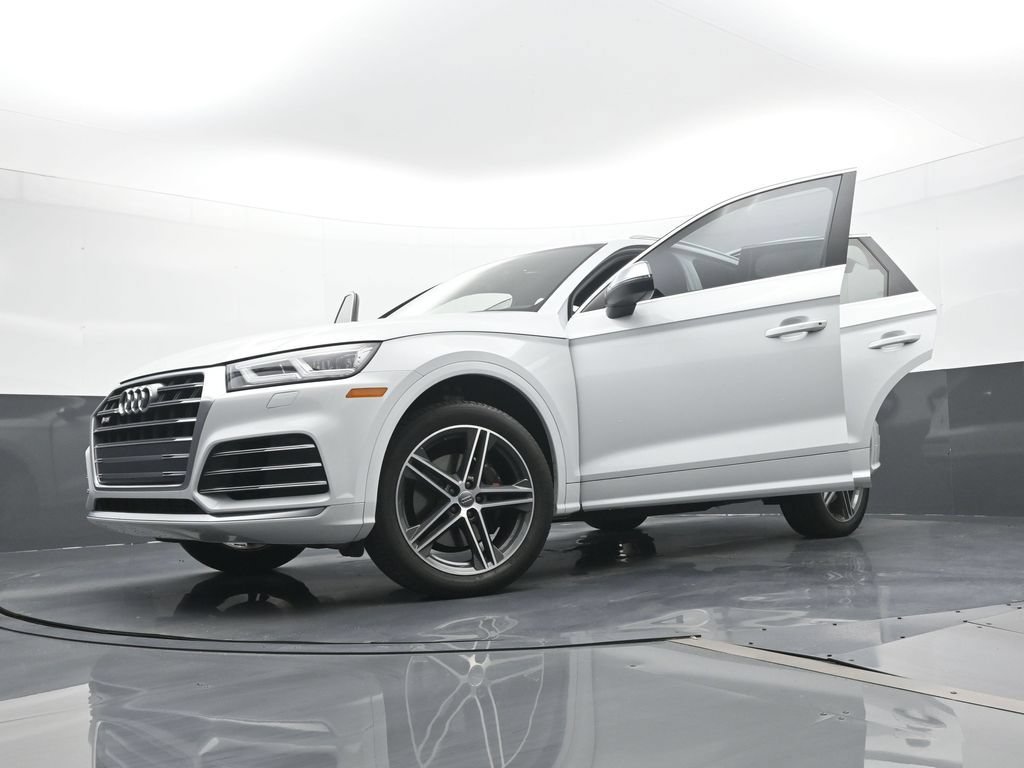 Used 2020 Audi SQ5 Premium Plus w/ Premium Plus Package AWD/4WD image 31