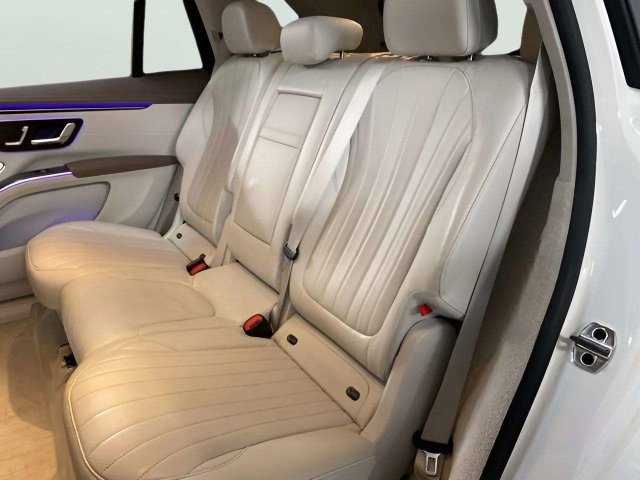 Used 2023 Mercedes-Benz EQS 450+ SUV image 37
