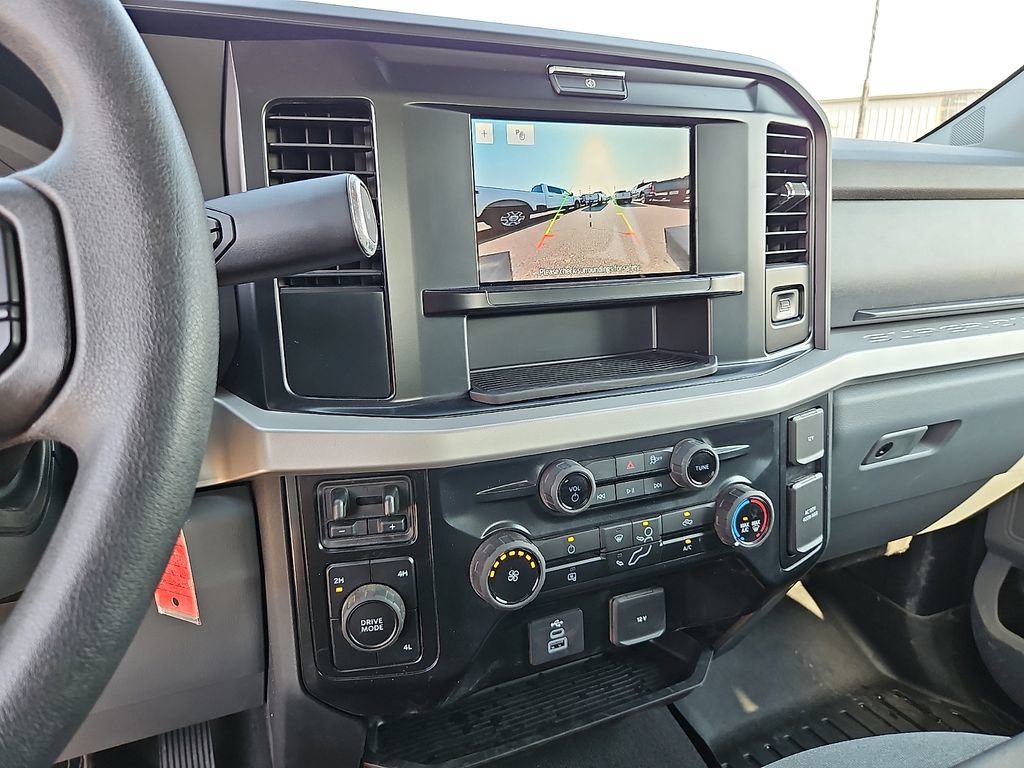 Used 2025 Ford F250 XLT w/ F-250 >10K GVWR Package AWD/4WD image 20