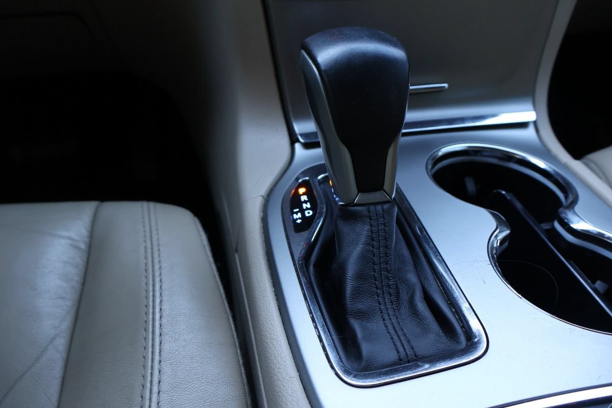 Used 2018 Jeep Grand Cherokee Limited AWD/4WD image 18