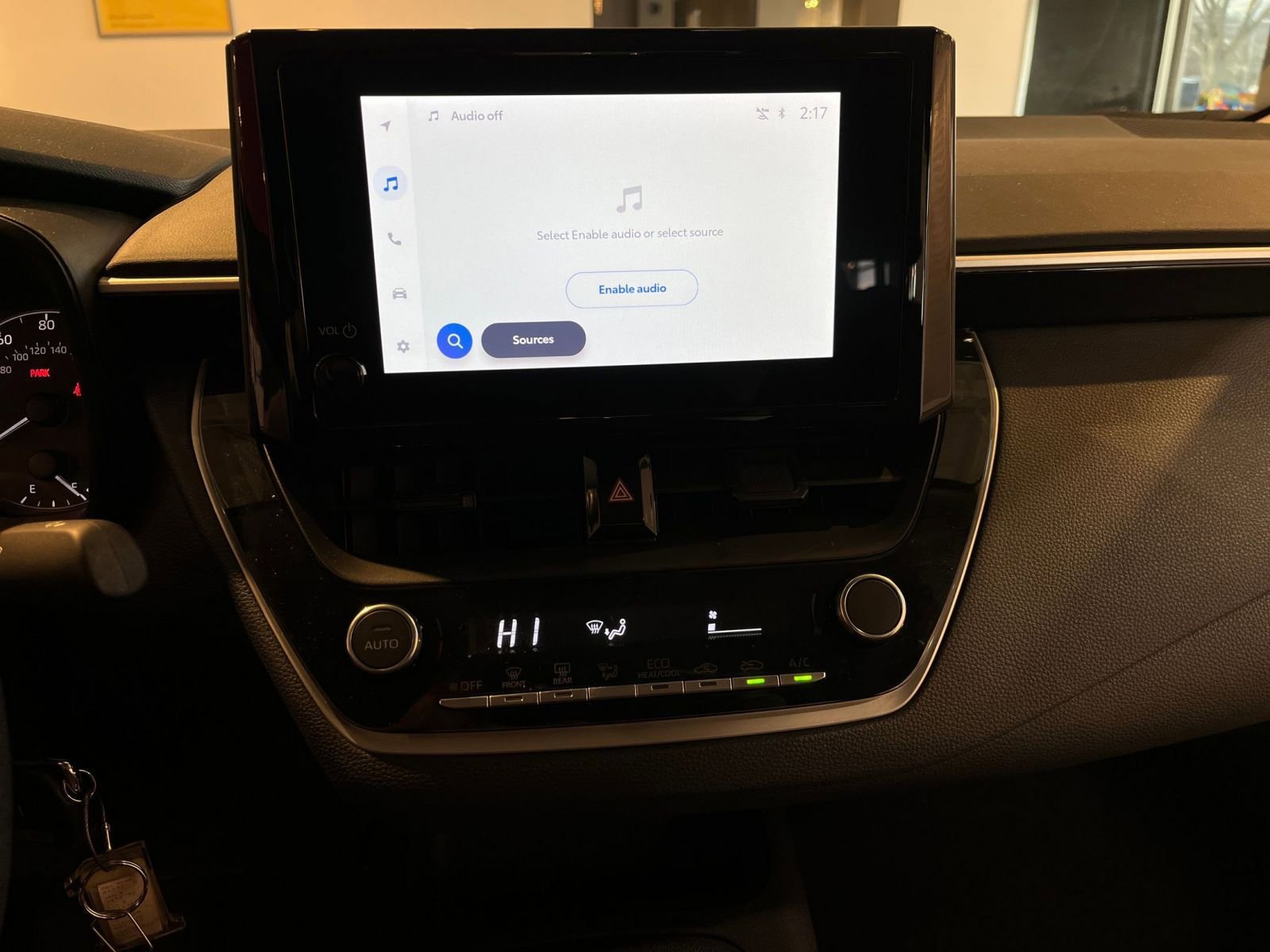 Used 2025 Toyota Corolla LE image 18